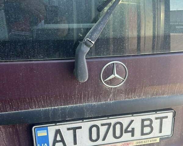 Червоний Мерседес Віто, об'ємом двигуна 2.2 л та пробігом 268 тис. км за 8300 $, фото 10 на Automoto.ua