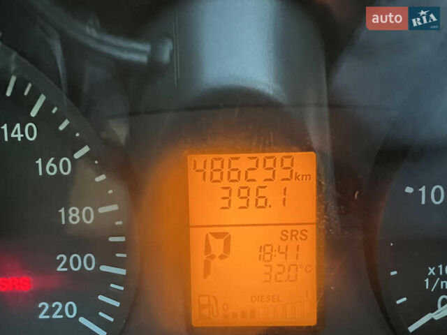 Червоний Мерседес Віто, об'ємом двигуна 2.14 л та пробігом 487 тис. км за 10300 $, фото 9 на Automoto.ua