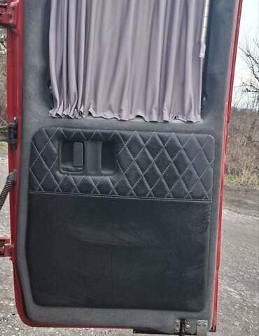 Червоний Мерседес Віто, об'ємом двигуна 2.14 л та пробігом 336 тис. км за 13200 $, фото 17 на Automoto.ua