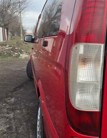 Червоний Мерседес Віто, об'ємом двигуна 2.14 л та пробігом 336 тис. км за 13200 $, фото 3 на Automoto.ua