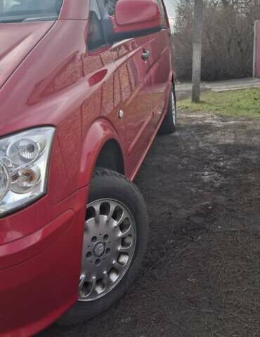 Червоний Мерседес Віто, об'ємом двигуна 2.14 л та пробігом 336 тис. км за 13200 $, фото 2 на Automoto.ua