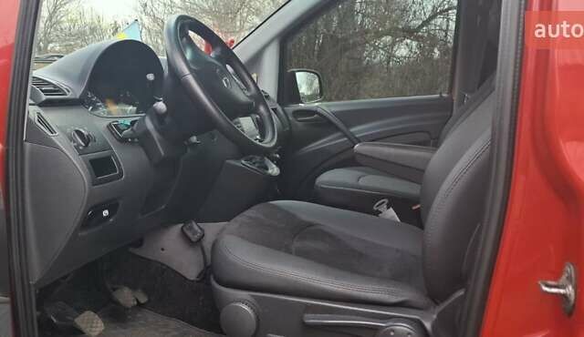 Червоний Мерседес Віто, об'ємом двигуна 2.14 л та пробігом 336 тис. км за 13200 $, фото 8 на Automoto.ua