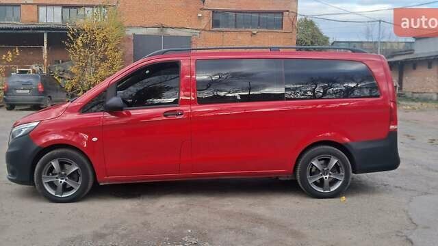 Красный Мерседес Вито, объемом двигателя 2.15 л и пробегом 260 тыс. км за 26999 $, фото 16 на Automoto.ua