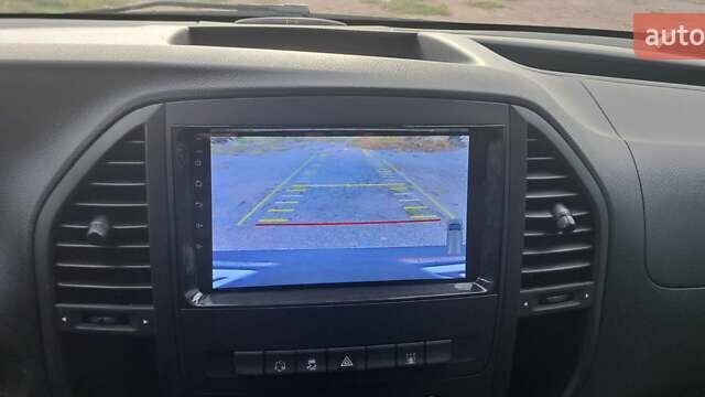 Красный Мерседес Вито, объемом двигателя 2.15 л и пробегом 260 тыс. км за 26999 $, фото 47 на Automoto.ua