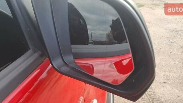 Красный Мерседес Вито, объемом двигателя 2.15 л и пробегом 260 тыс. км за 26999 $, фото 29 на Automoto.ua