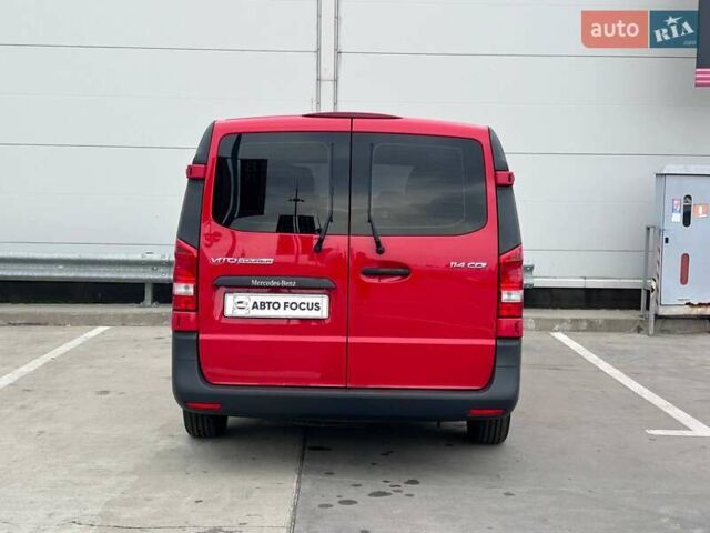 Красный Мерседес Вито, объемом двигателя 2.14 л и пробегом 255 тыс. км за 26990 $, фото 6 на Automoto.ua