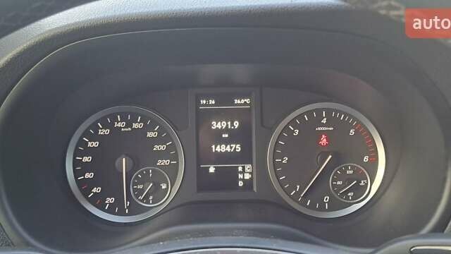 Червоний Мерседес Віто, об'ємом двигуна 2 л та пробігом 149 тис. км за 32500 $, фото 34 на Automoto.ua