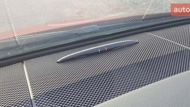 Червоний Мерседес Віто, об'ємом двигуна 2 л та пробігом 150 тис. км за 32500 $, фото 50 на Automoto.ua