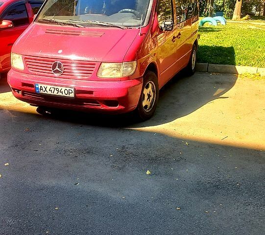 Червоний Мерседес Віто, об'ємом двигуна 2.2 л та пробігом 264 тис. км за 3300 $, фото 3 на Automoto.ua