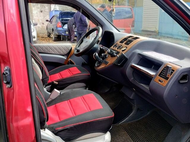 Мерседес Вито 2000 в Харькове на Automoto.ua Красный Мерседес Вито, объемом двигателя 2.1 л и пробегом 365 тыс. км за 3550 $, фото 7 на Automoto.ua