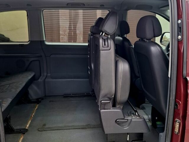 Мерседес Вито 2007 в Яготине на Automoto.ua Красный Мерседес Вито, объемом двигателя 2.1 л и пробегом 264 тыс. км за 6000 $, фото 12 на Automoto.ua