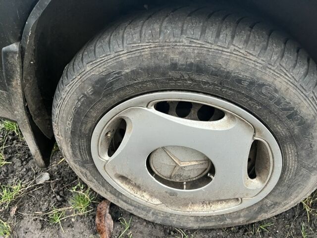 Мерседес Вито, объемом двигателя 0 л и пробегом 0 тыс. км за 2500 $, фото 4 на Automoto.ua