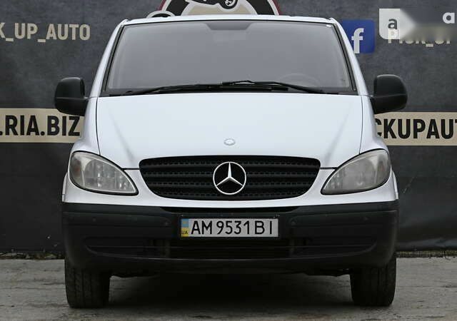 Мерседес Вито, объемом двигателя 2.1 л и пробегом 286 тыс. км за 9000 $, фото 7 на Automoto.ua