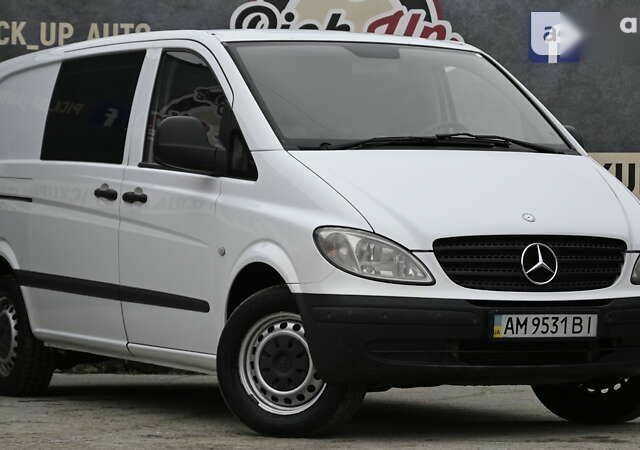 Мерседес Вито, объемом двигателя 2.1 л и пробегом 286 тыс. км за 9000 $, фото 1 на Automoto.ua