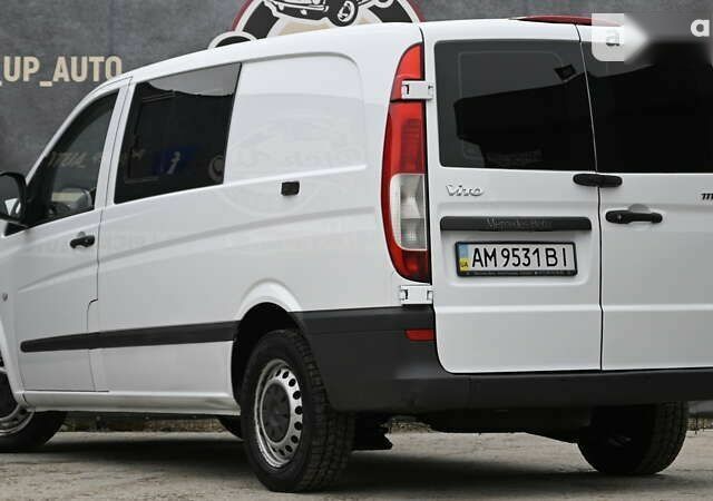 Мерседес Вито, объемом двигателя 2.1 л и пробегом 286 тыс. км за 9000 $, фото 16 на Automoto.ua