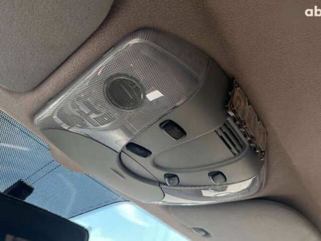 Мерседес Вито, объемом двигателя 2.1 л и пробегом 277 тыс. км за 14990 $, фото 14 на Automoto.ua