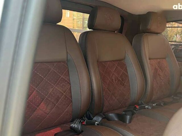 Мерседес Вито, объемом двигателя 2.1 л и пробегом 277 тыс. км за 14990 $, фото 18 на Automoto.ua