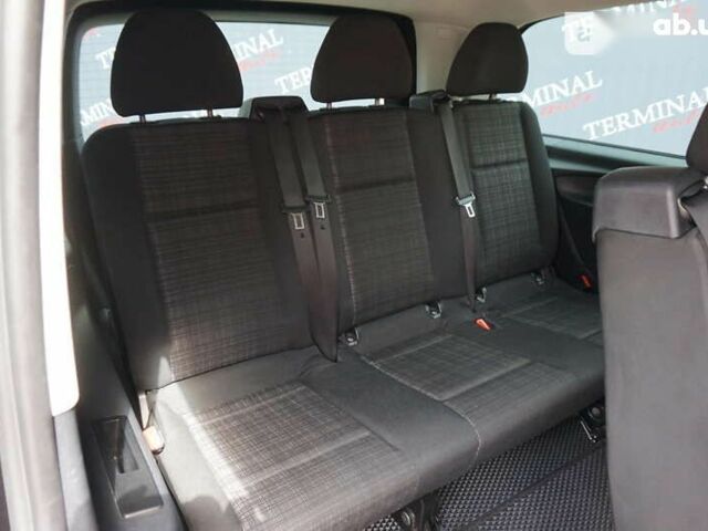 Мерседес Вито, объемом двигателя 2.1 л и пробегом 313 тыс. км за 23900 $, фото 14 на Automoto.ua