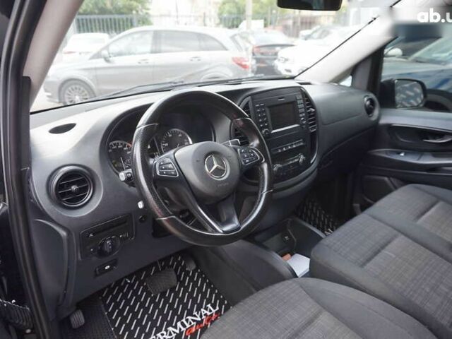 Мерседес Вито, объемом двигателя 2.1 л и пробегом 313 тыс. км за 23900 $, фото 22 на Automoto.ua