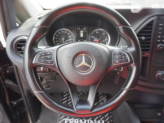 Мерседес Вито, объемом двигателя 2.1 л и пробегом 313 тыс. км за 23900 $, фото 23 на Automoto.ua