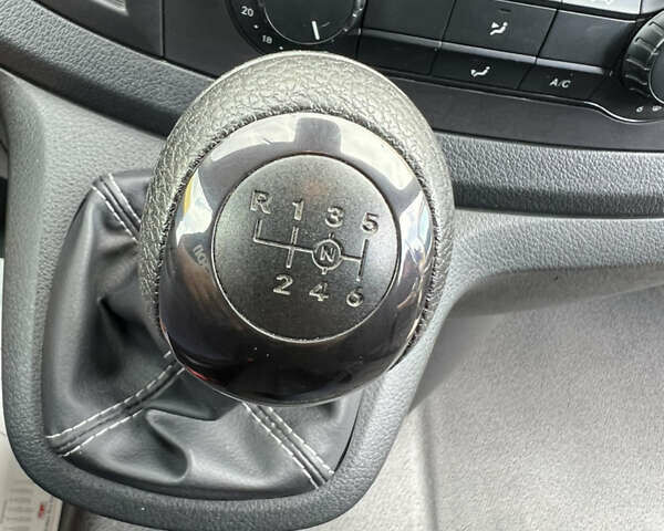 Мерседес Вито, объемом двигателя 0 л и пробегом 96 тыс. км за 22500 $, фото 10 на Automoto.ua