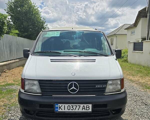 Мерседес Вито, объемом двигателя 2.3 л и пробегом 370 тыс. км за 4300 $, фото 1 на Automoto.ua