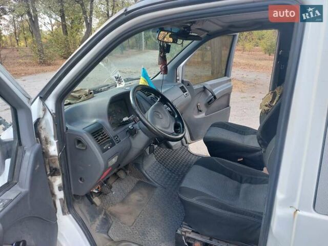 Мерседес Вито, объемом двигателя 2.3 л и пробегом 500 тыс. км за 3500 $, фото 8 на Automoto.ua