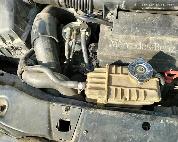 Мерседес Віто, об'ємом двигуна 2.2 л та пробігом 500 тис. км за 5500 $, фото 4 на Automoto.ua