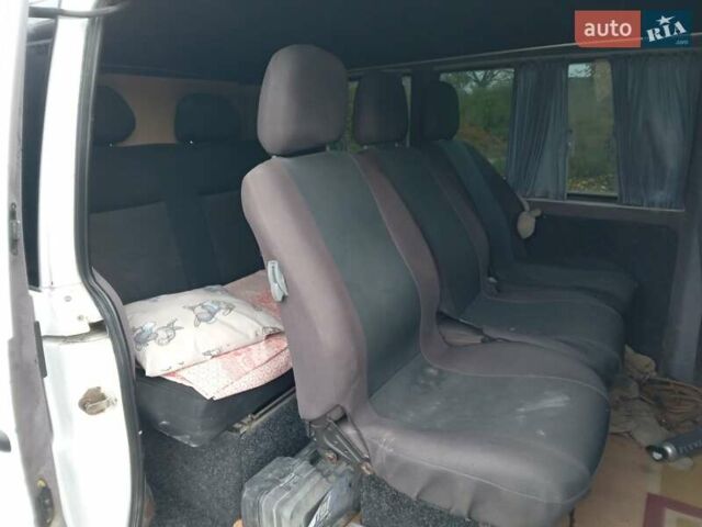 Мерседес Вито, объемом двигателя 2.2 л и пробегом 450 тыс. км за 4200 $, фото 2 на Automoto.ua