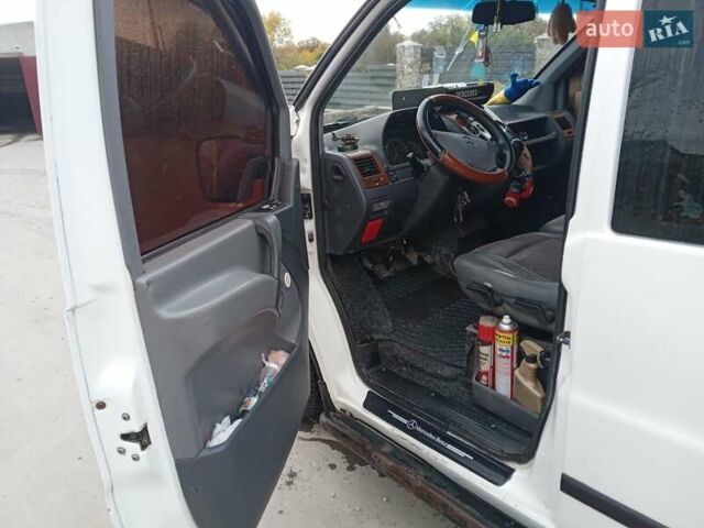 Мерседес Вито, объемом двигателя 2.2 л и пробегом 450 тыс. км за 4200 $, фото 4 на Automoto.ua