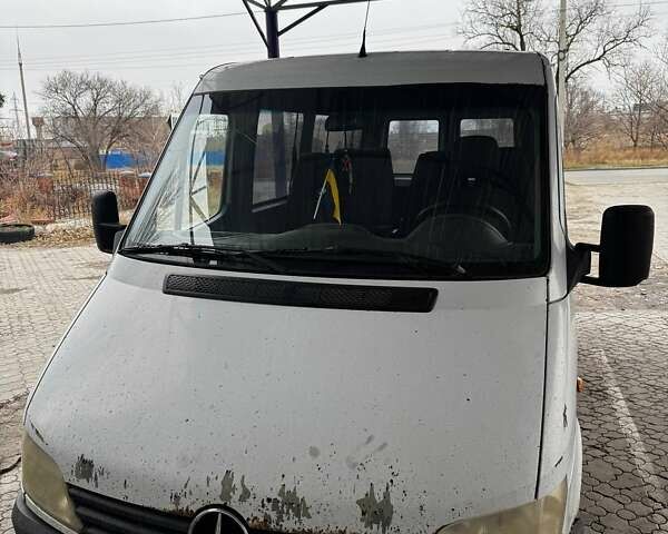 Мерседес Вито, объемом двигателя 2.15 л и пробегом 502 тыс. км за 6000 $, фото 1 на Automoto.ua