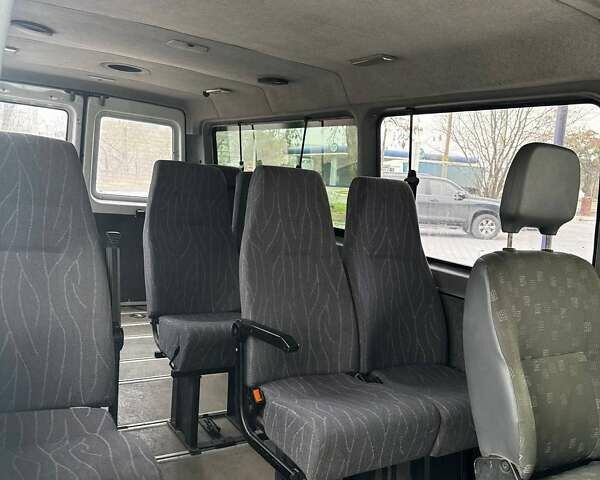 Мерседес Вито, объемом двигателя 2.15 л и пробегом 502 тыс. км за 6000 $, фото 6 на Automoto.ua