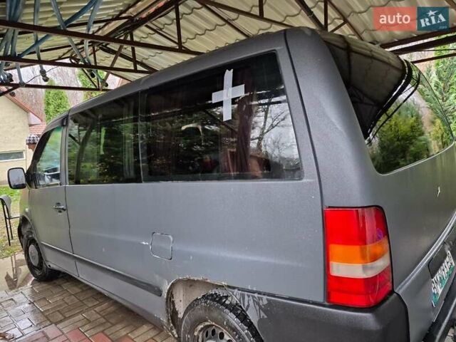 Мерседес Вито, объемом двигателя 2.2 л и пробегом 300 тыс. км за 5200 $, фото 8 на Automoto.ua