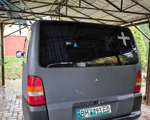 Мерседес Вито, объемом двигателя 2.2 л и пробегом 300 тыс. км за 5200 $, фото 3 на Automoto.ua