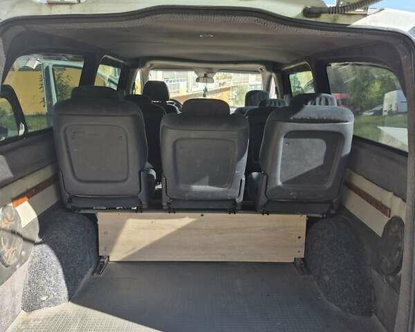 Мерседес Віто, об'ємом двигуна 2.15 л та пробігом 630 тис. км за 5500 $, фото 4 на Automoto.ua