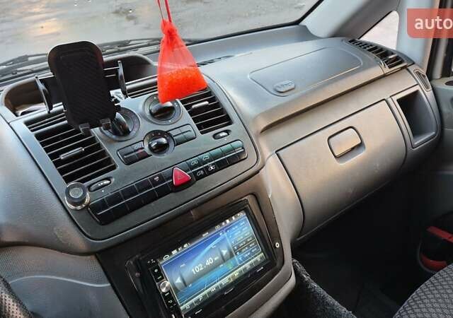 Мерседес Вито, объемом двигателя 2.15 л и пробегом 330 тыс. км за 4350 $, фото 12 на Automoto.ua