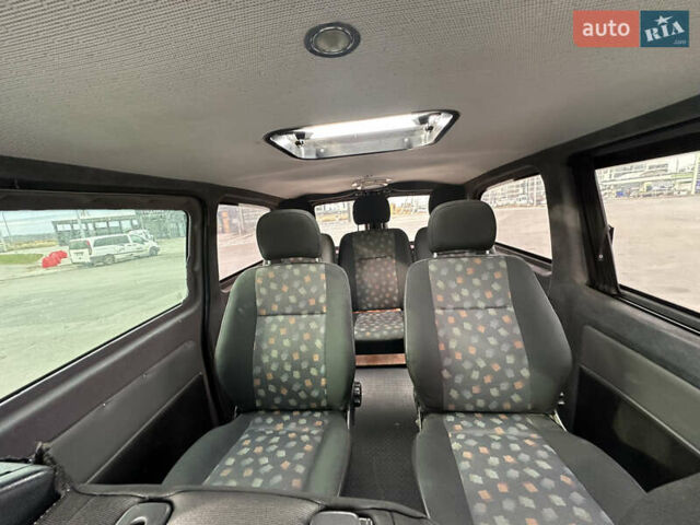 Мерседес Вито, объемом двигателя 2.15 л и пробегом 390 тыс. км за 6000 $, фото 11 на Automoto.ua