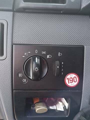 Мерседес Вито, объемом двигателя 2.2 л и пробегом 628 тыс. км за 10100 $, фото 15 на Automoto.ua