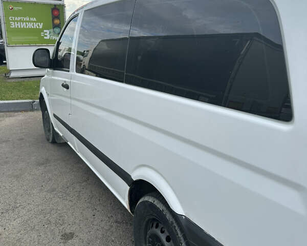 Мерседес Вито, объемом двигателя 2.15 л и пробегом 390 тыс. км за 6000 $, фото 6 на Automoto.ua