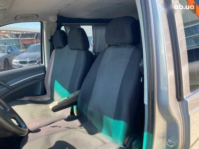 Мерседес Вито, объемом двигателя 2.2 л и пробегом 269 тыс. км за 12600 $, фото 17 на Automoto.ua