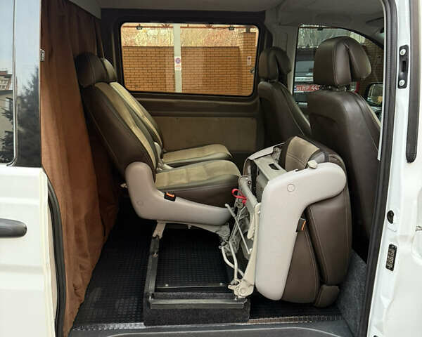 Мерседес Вито, объемом двигателя 2.14 л и пробегом 330 тыс. км за 11800 $, фото 17 на Automoto.ua