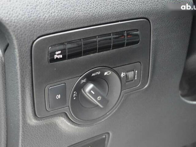 Мерседес Вито, объемом двигателя 2.2 л и пробегом 99 тыс. км за 23000 $, фото 21 на Automoto.ua