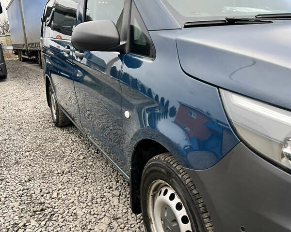 Мерседес Вито, объемом двигателя 2.14 л и пробегом 300 тыс. км за 17300 $, фото 4 на Automoto.ua