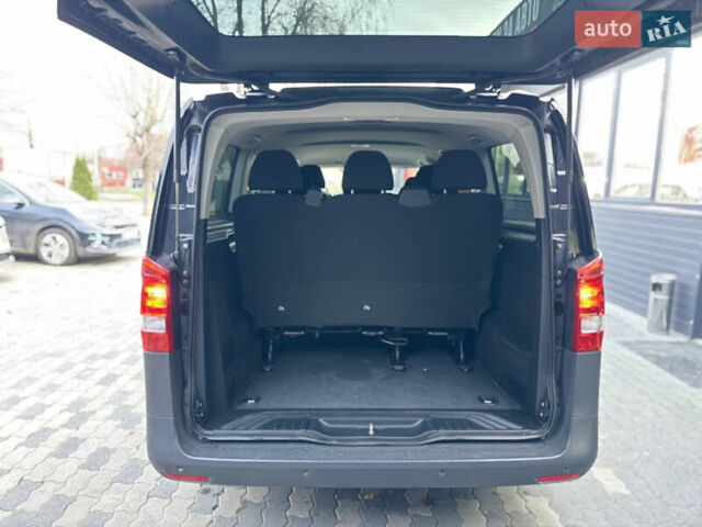 Мерседес Вито, объемом двигателя 2.14 л и пробегом 344 тыс. км за 24650 $, фото 17 на Automoto.ua