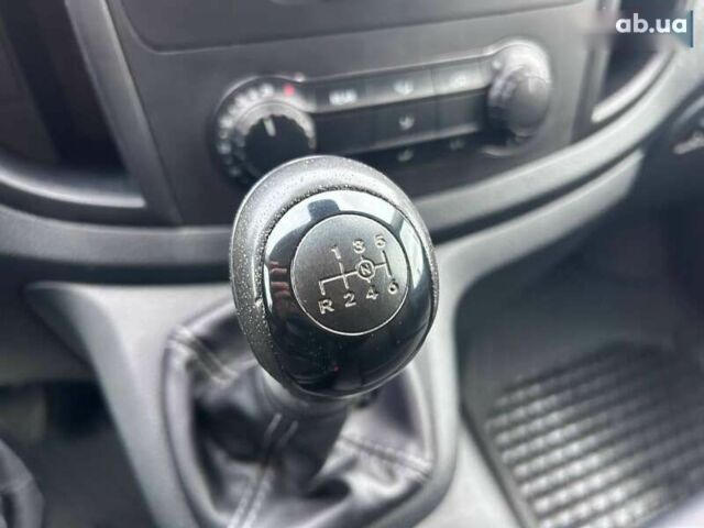 Мерседес Вито, объемом двигателя 2.1 л и пробегом 255 тыс. км за 25990 $, фото 18 на Automoto.ua