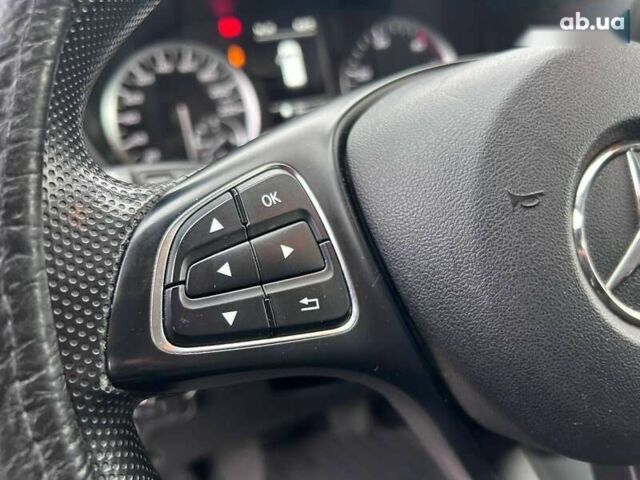 Мерседес Вито, объемом двигателя 2.1 л и пробегом 255 тыс. км за 25990 $, фото 16 на Automoto.ua