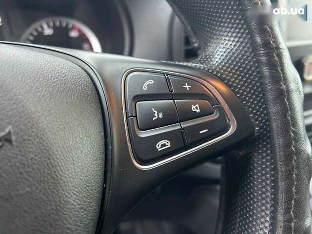 Мерседес Вито, объемом двигателя 2.1 л и пробегом 255 тыс. км за 25990 $, фото 17 на Automoto.ua