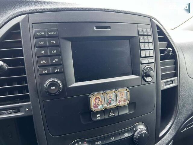 Мерседес Вито, объемом двигателя 2.1 л и пробегом 255 тыс. км за 25990 $, фото 20 на Automoto.ua