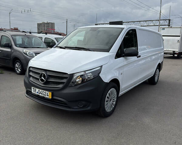 Мерседес Вито, объемом двигателя 2.14 л и пробегом 193 тыс. км за 24900 $, фото 3 на Automoto.ua