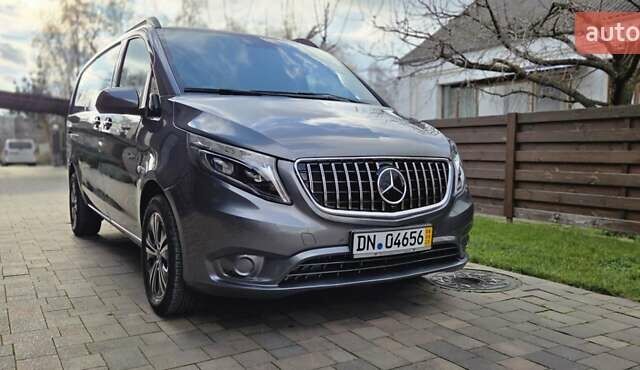 Мерседес Вито, объемом двигателя 1.95 л и пробегом 203 тыс. км за 25999 $, фото 4 на Automoto.ua